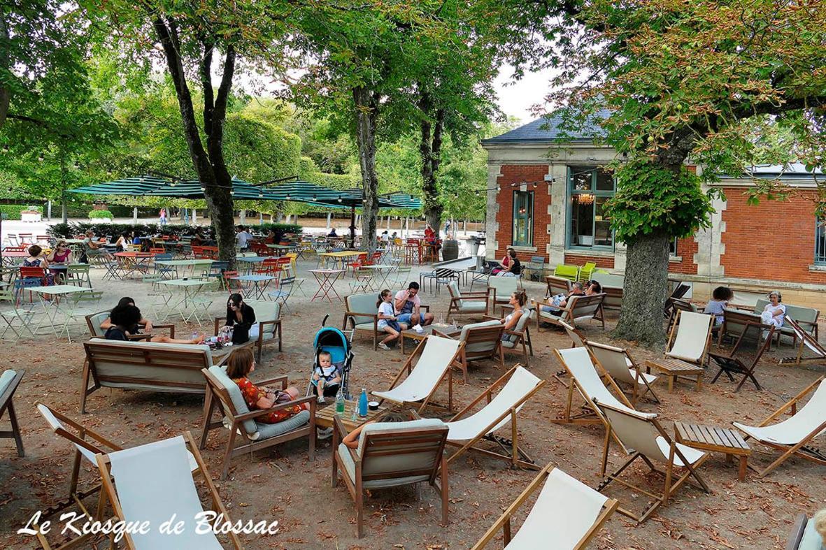 Appartement Les Jardins Du Clain à Poitiers Extérieur photo