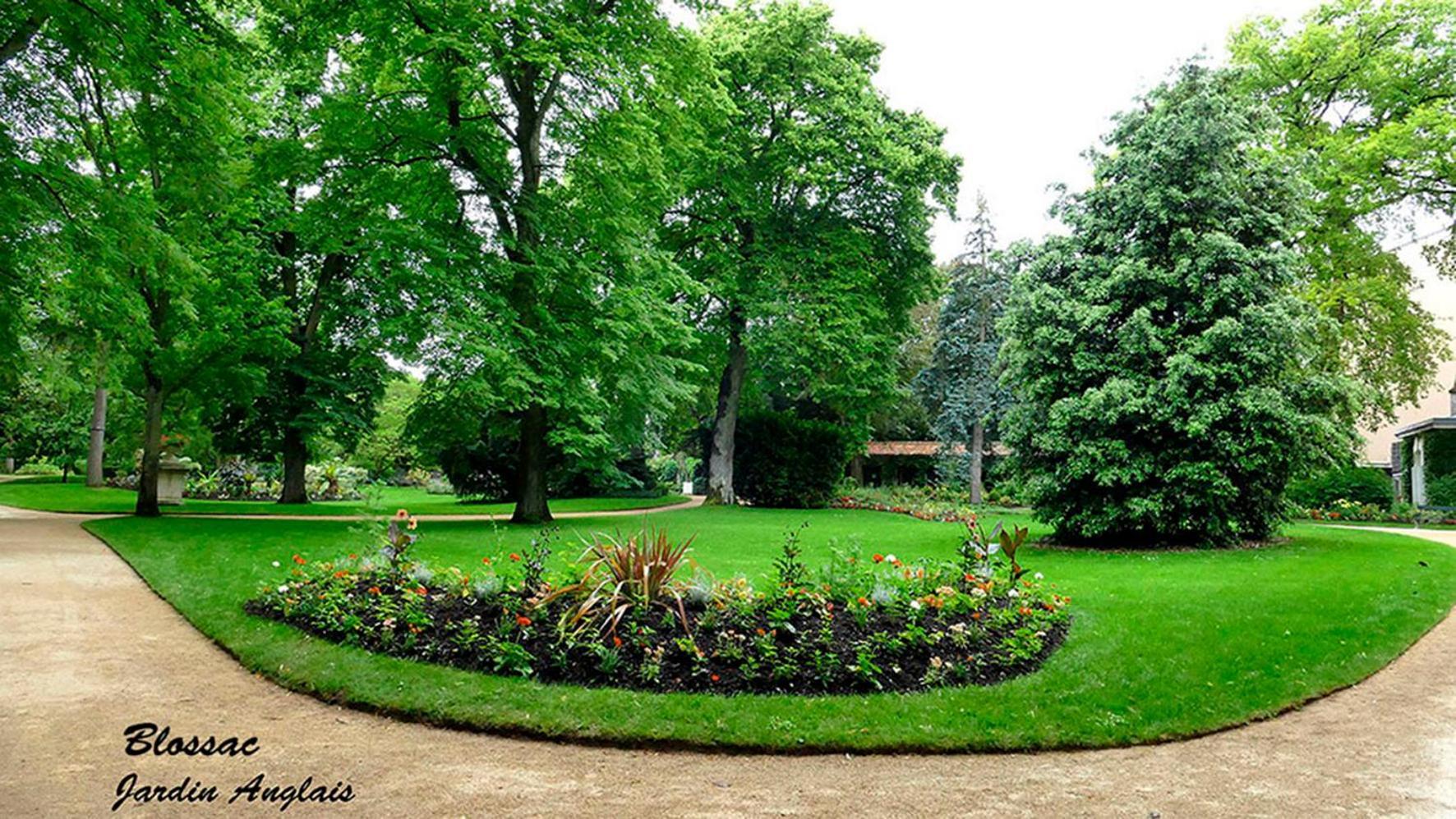 Appartement Les Jardins Du Clain à Poitiers Extérieur photo