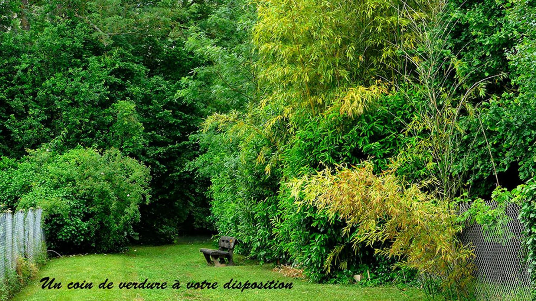 Appartement Les Jardins Du Clain à Poitiers Extérieur photo